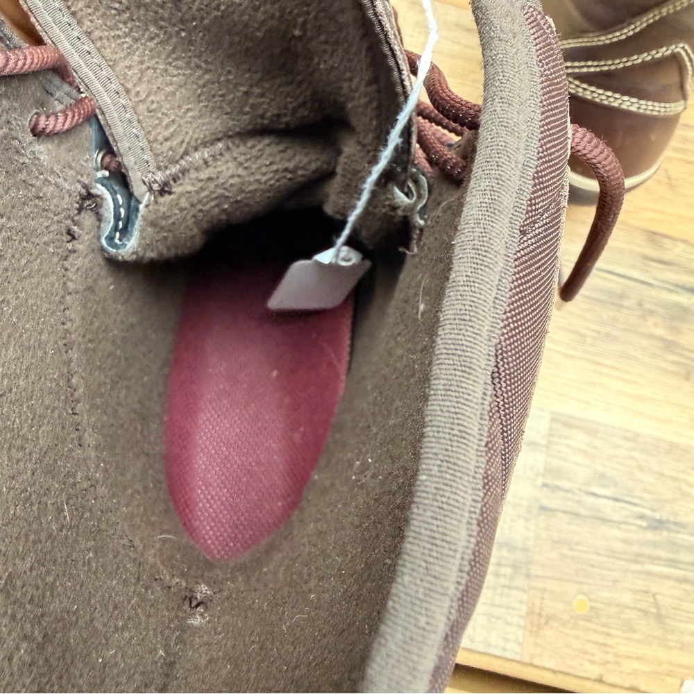 L.L. Bean Men's Brown Lace-Up Rain & Snow Boots - Picture 9 of 9